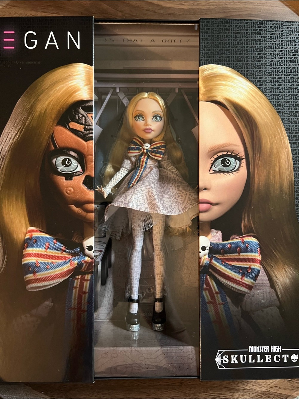 MEGAN Monster High Skullector Doll